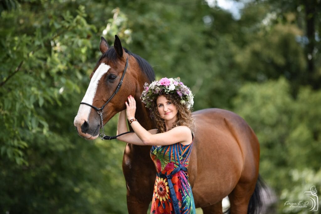 publikacja, logo-8-min